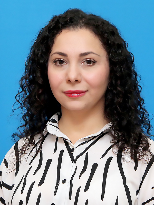 Айзаттулова Нанна Александровна.
